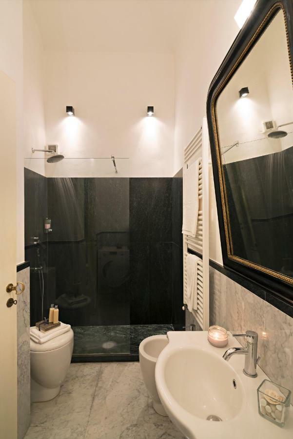 Consolata12 - Il Lusso Nel Centro Storico Di Torino Apartment Ngoại thất bức ảnh